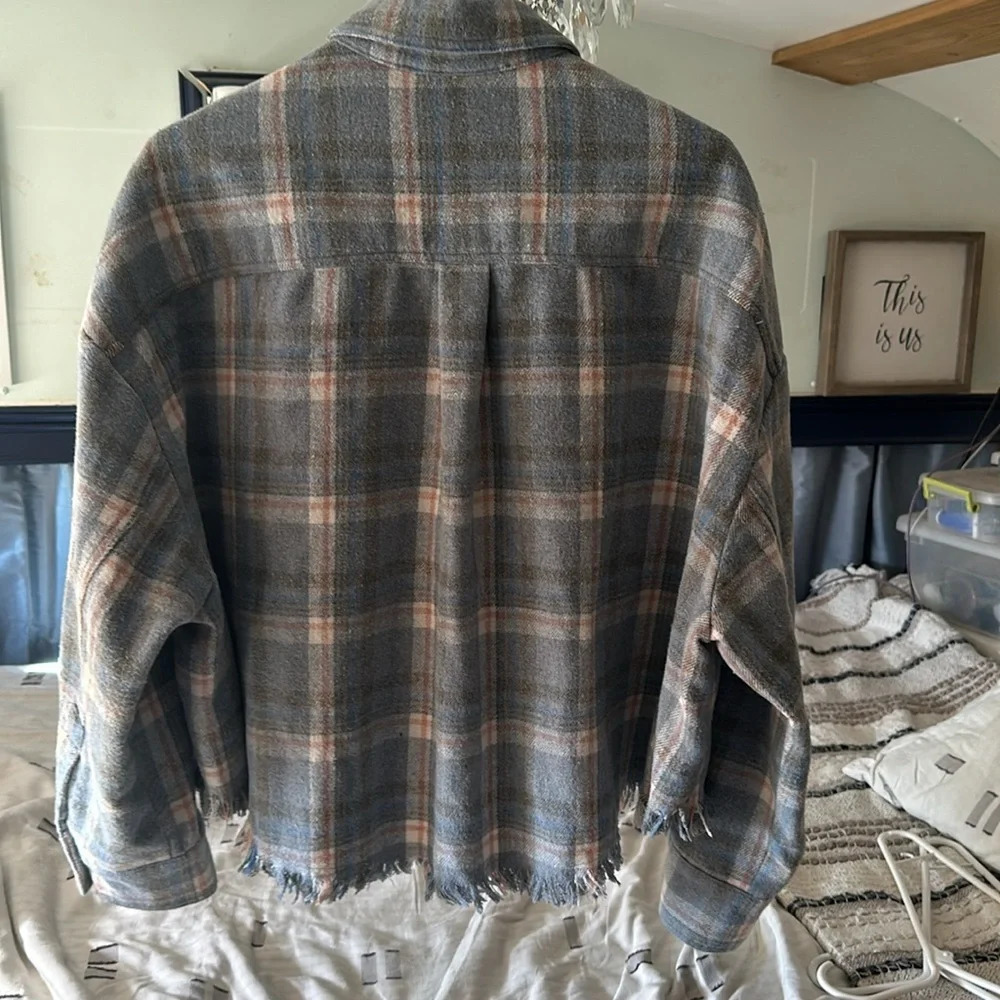 Mable Womens Flannel Small sweater - Picture 7 of 8